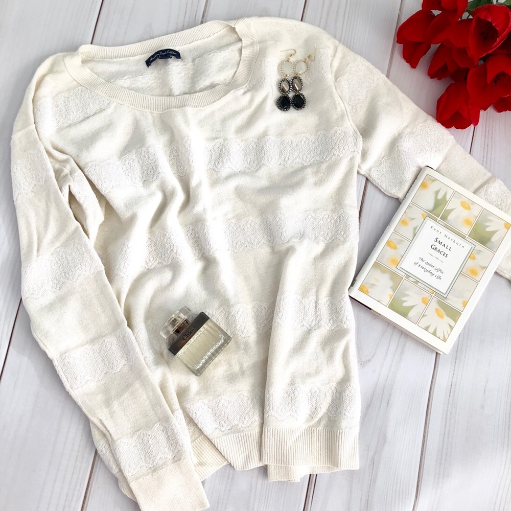 AEO Ivory Crewneck Sweater